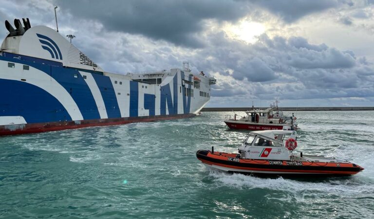 Seasubsarex 2023, Guardia Costiera e GNV nell’esercitazione di soccorso nel porto di Civitavecchia