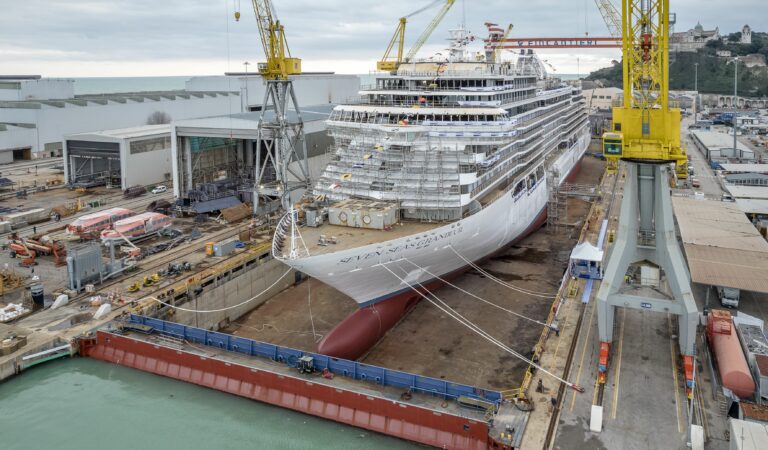 Fincantieri, “Seven Seas Grandeur” consegnata ad Ancona